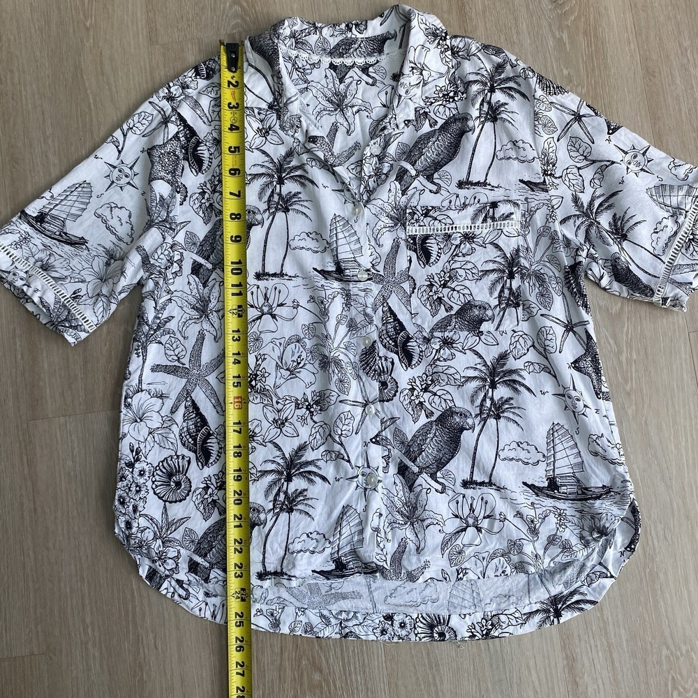 Tropical Toile Parrot & Palm Tree Short Sleeve Linen Shirt Cutout Lace Trim SZ L